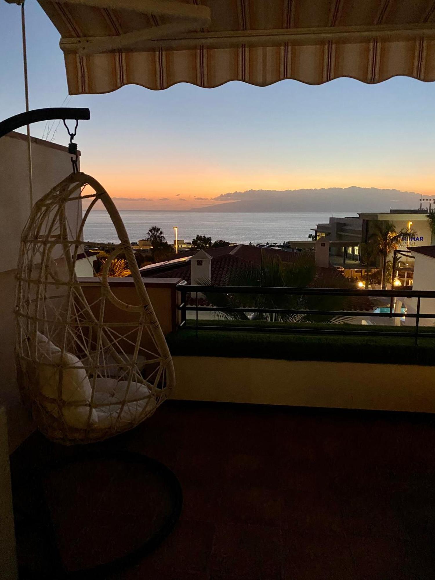 Apartment With Spectacular View In Puerto Santiago Puerto de Santiago  Exterior photo